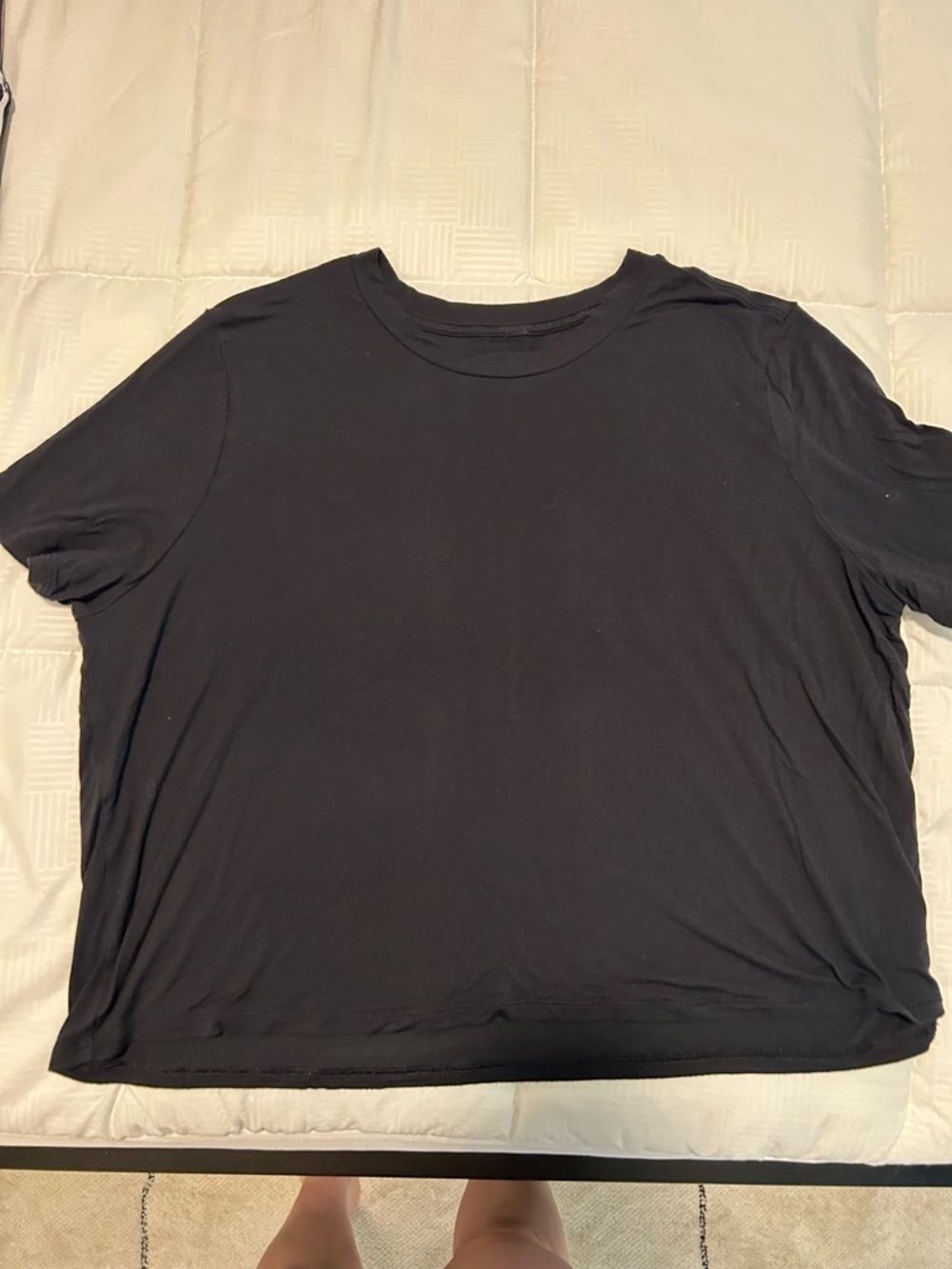 ALO Classic Black Crewneck Tee